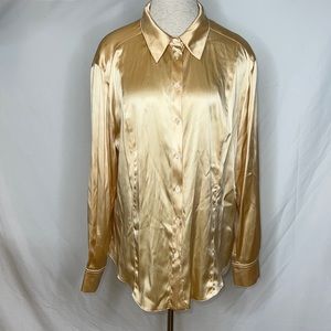 🔹 Vintage Laurel Silk Blouse